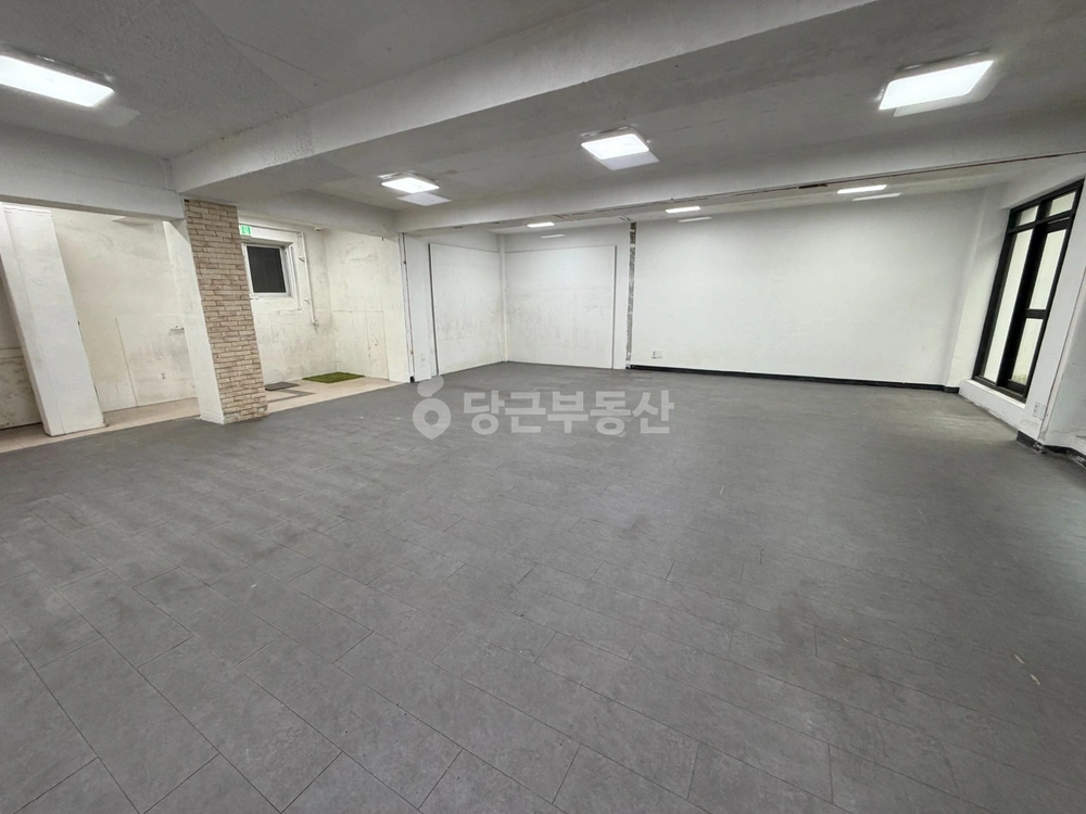 서울특별시 마포구 서교동 상가 사진 1