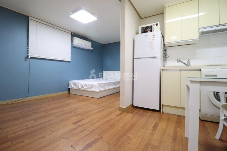 서울특별시 강남구 역삼동 원룸 사진 1