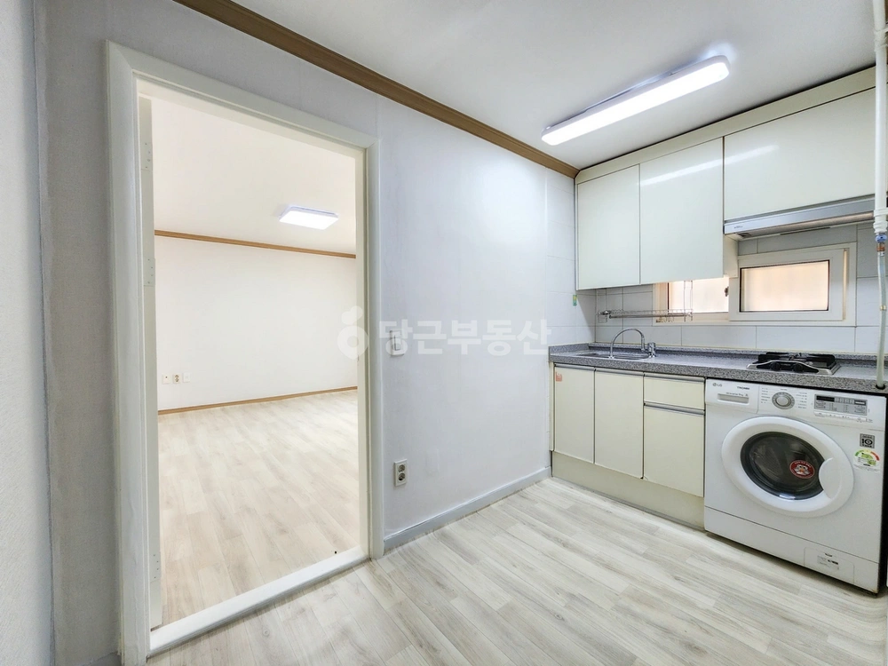 대전광역시 서구 월평동 원룸 사진 1