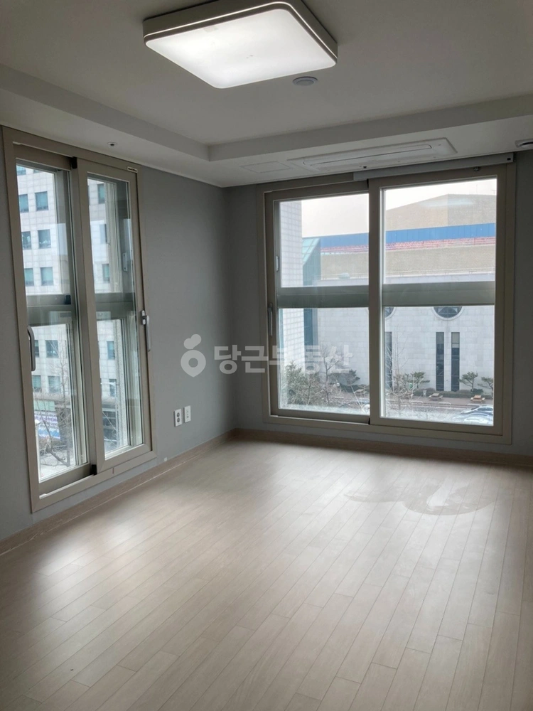 서울특별시 영등포구 여의도동 오피스텔 사진 1