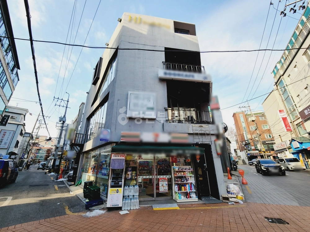 서울특별시 서대문구 창천동 상가 사진 1