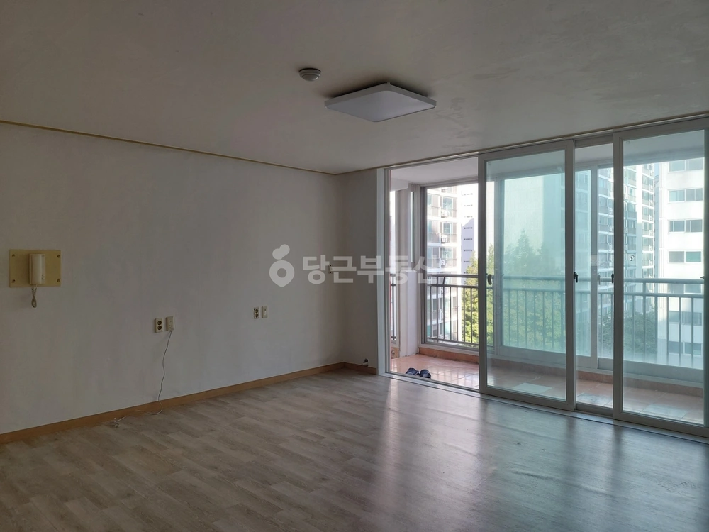 경상남도 창원시 진해구 용원동 아파트 사진 1