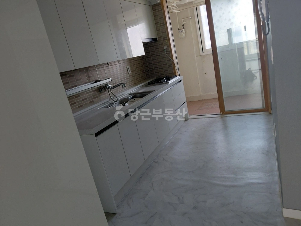 경상남도 창원시 의창구 동읍 아파트 사진 1