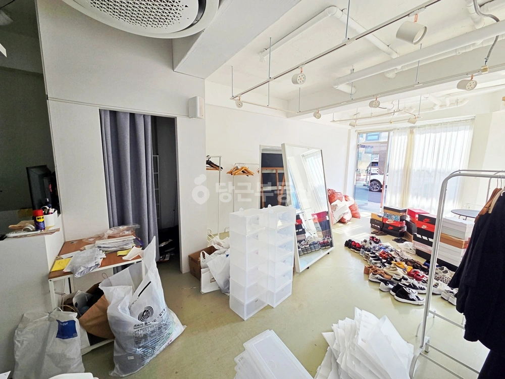 부산광역시 강서구 신호동 상가 사진 1