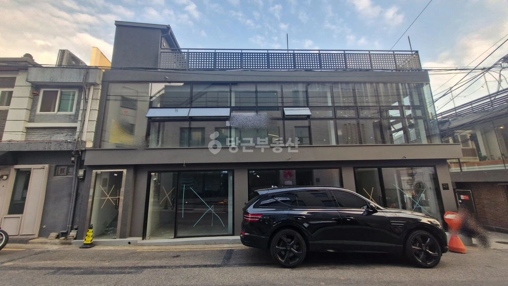 서울특별시 마포구 연남동 상가 사진 1