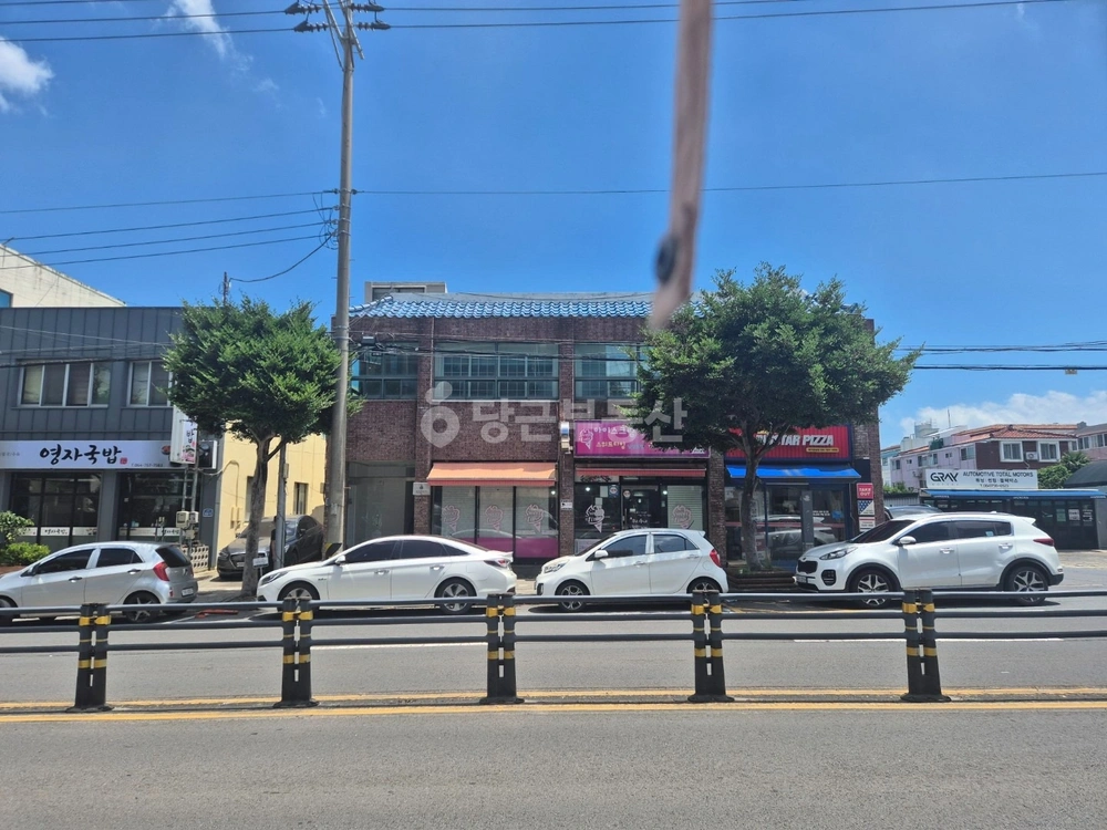 제주특별자치도 제주시 용담1동 상가 사진 1