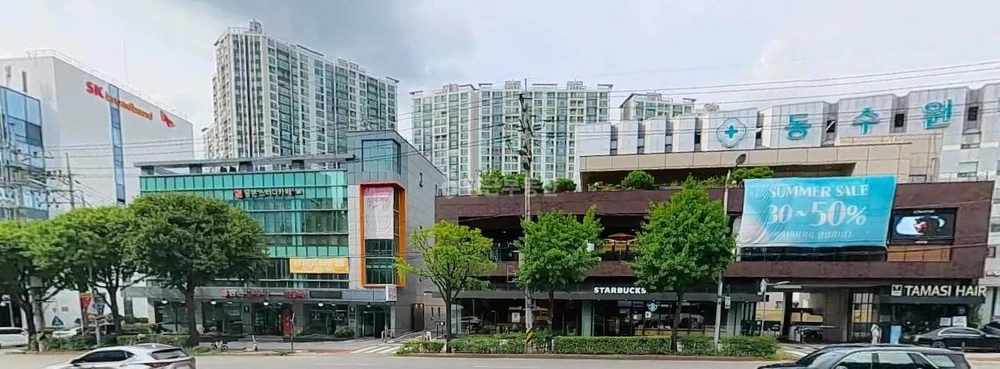 경기도 수원시 팔달구 우만동 상가 사진 1