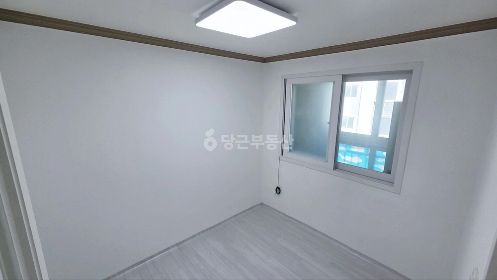 부산광역시 사하구 감천동 아파트 사진 1