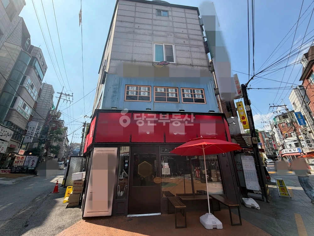 서울특별시 서대문구 창천동 상가 사진 1