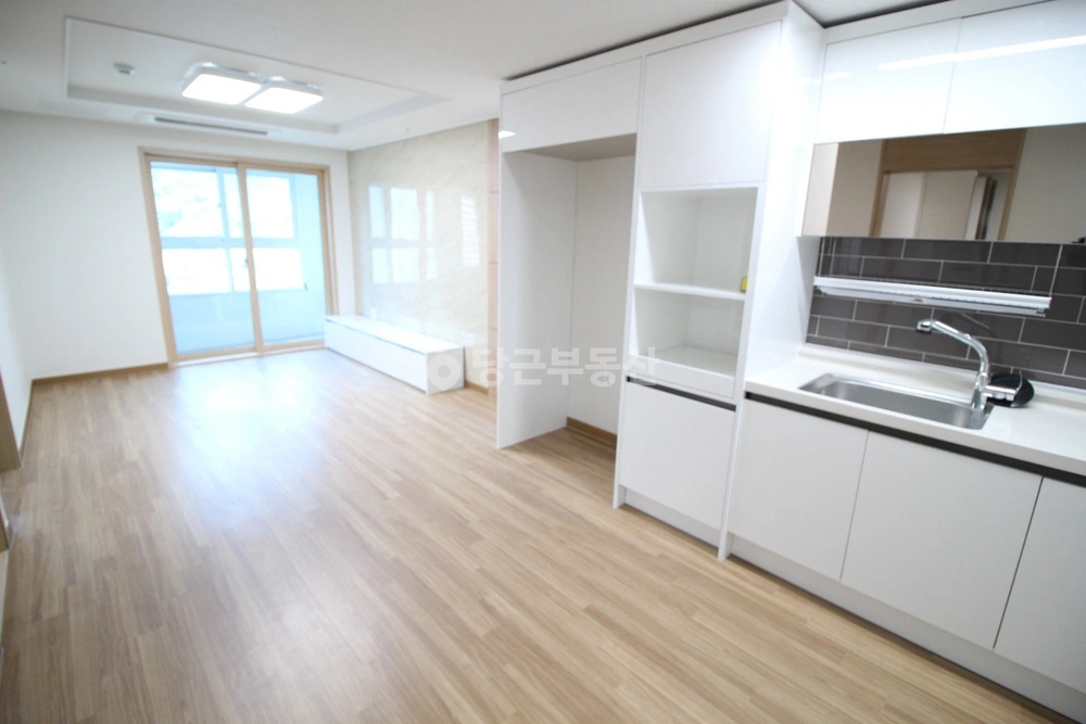 부산광역시 동래구 온천동 아파트 사진 1