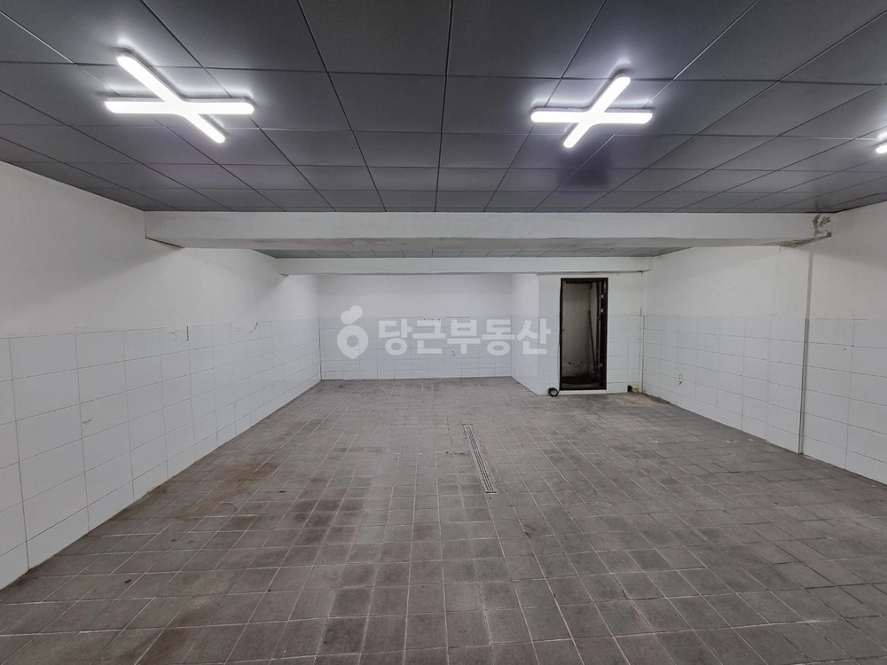 서울특별시 마포구 서교동 상가 사진 1