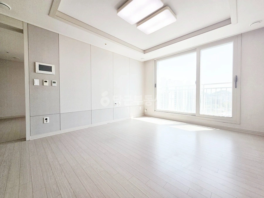 충청남도 천안시 동남구 신방동 아파트 사진 1