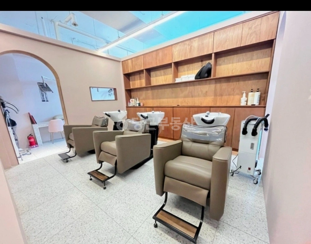 경기도 수원시 영통구 이의동 상가 사진 1
