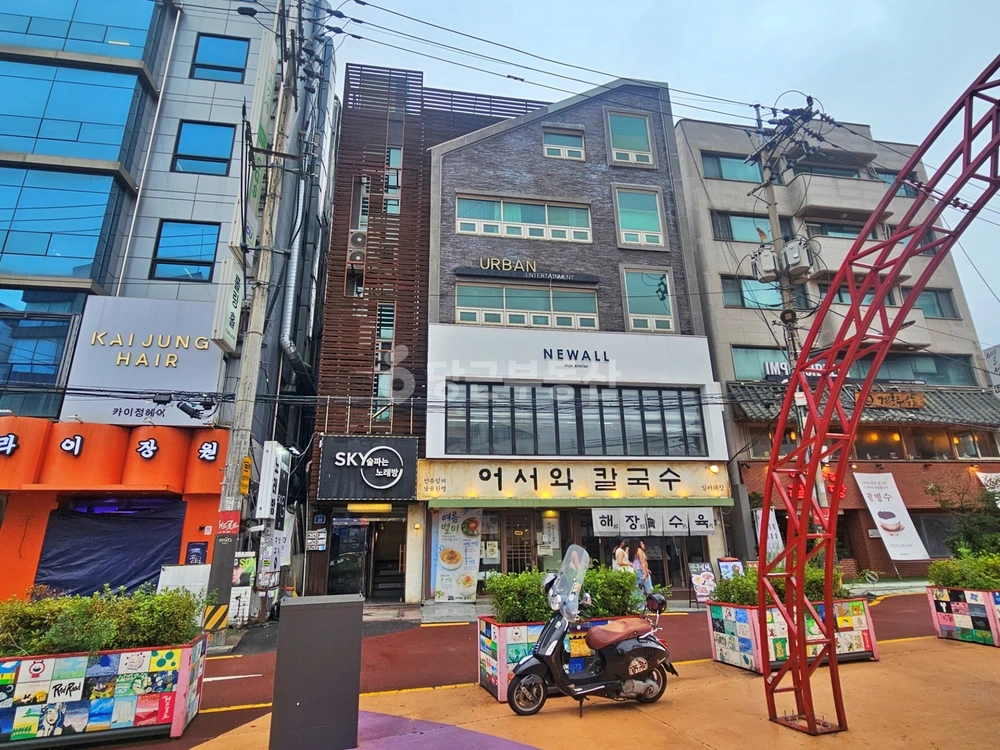 서울특별시 마포구 서교동 상가 사진 1