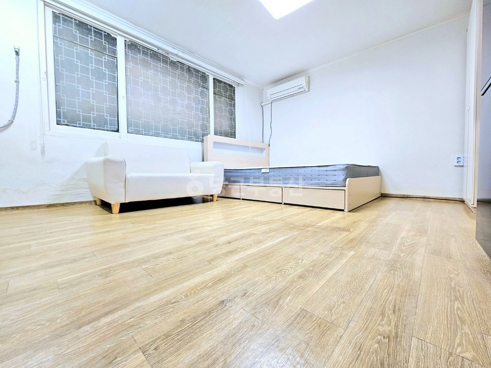 서울특별시 강남구 역삼동 원룸 사진 1