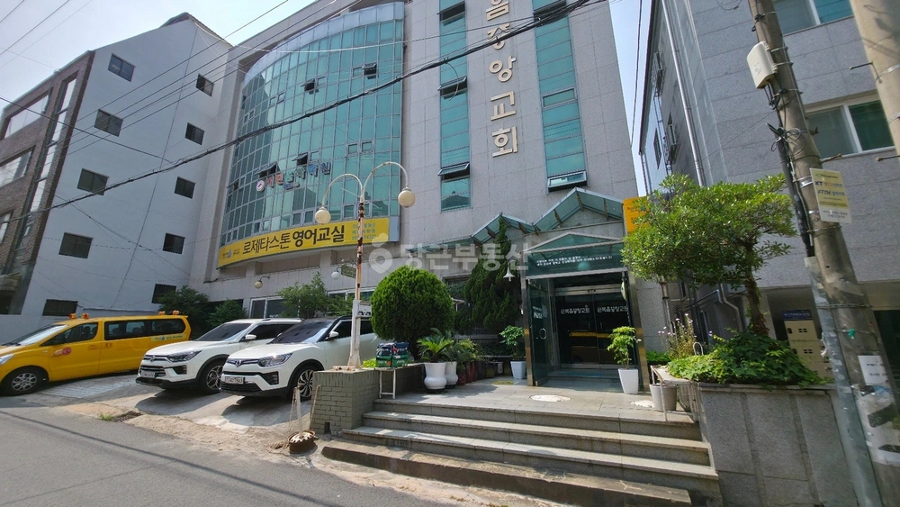 경상남도 창원시 의창구 팔용동 건물 사진 1