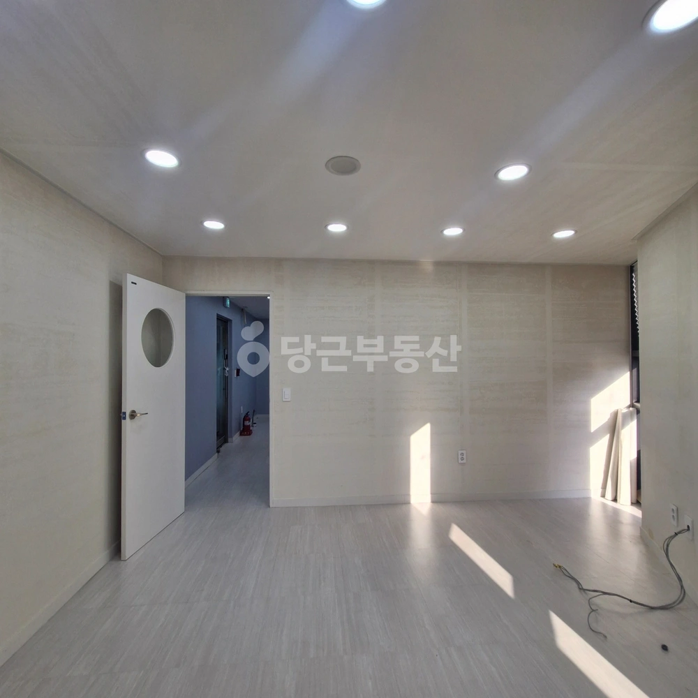 부산광역시 동래구 온천동 상가 사진 1