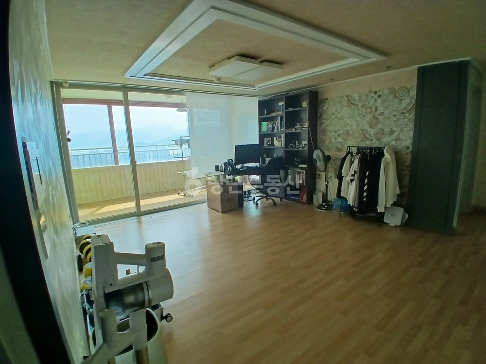 경상남도 창원시 마산합포구 월영동 아파트 사진 1
