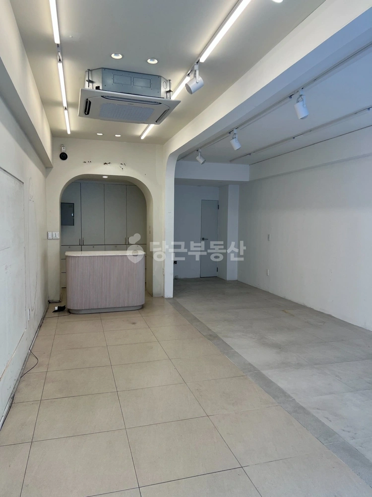 전남광주통합특별시 동구 황금동 상가 사진 1