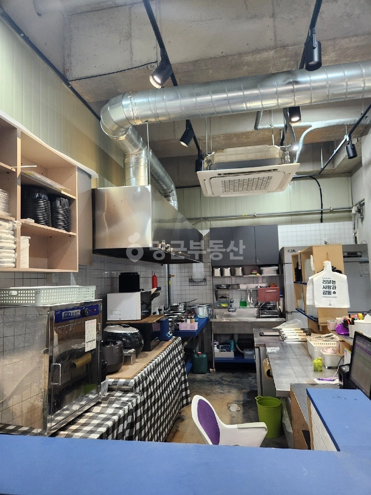 경기도 파주시 목동동 상가 사진 1
