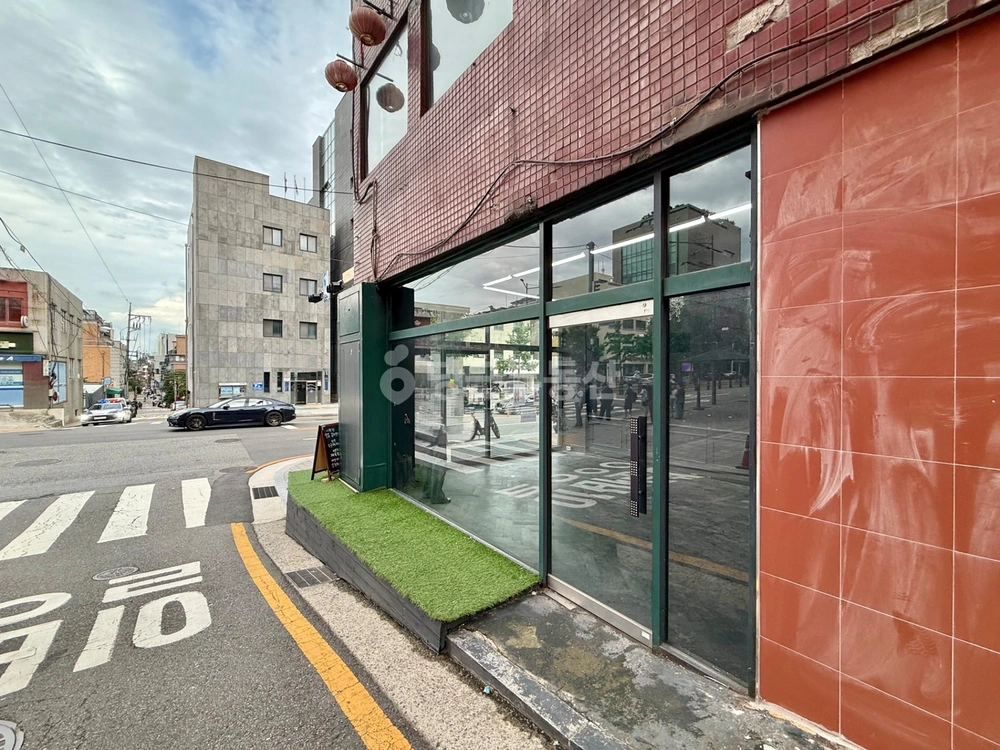 서울특별시 강남구 논현동 상가 사진 1