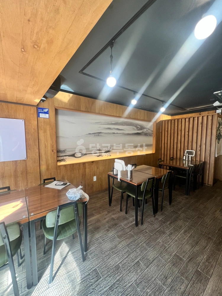 부산광역시 연제구 연산동 상가 사진 1