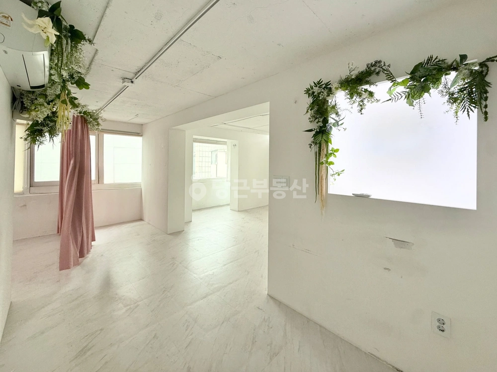 서울특별시 강남구 신사동 사무실 사진 1