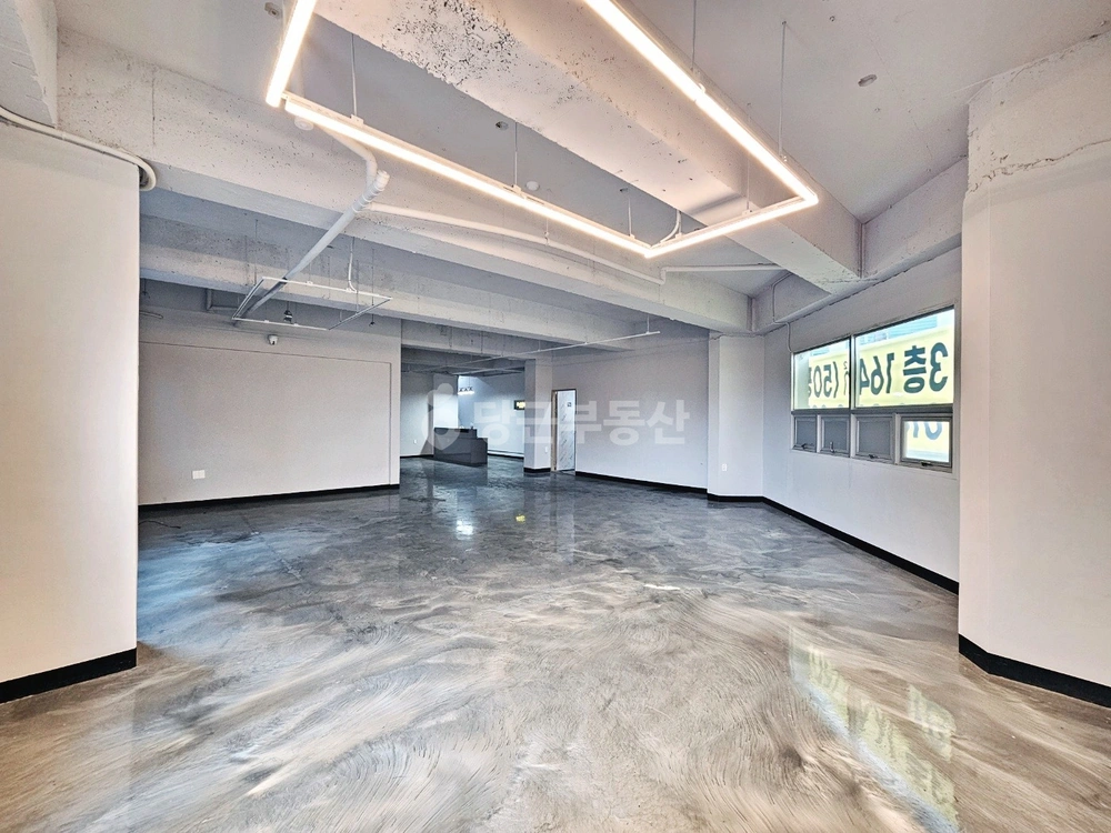 전북특별자치도 전주시 완산구 중화산동2가 상가 사진 1