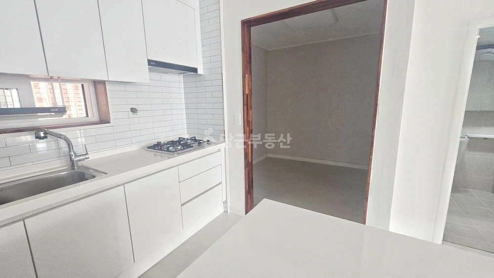경상남도 창원시 마산회원구 양덕동 빌라(투룸 이상) 사진 1