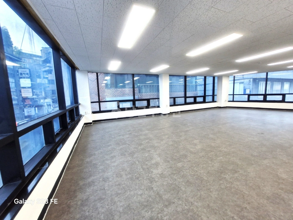서울특별시 강남구 역삼동 상가 사진 1
