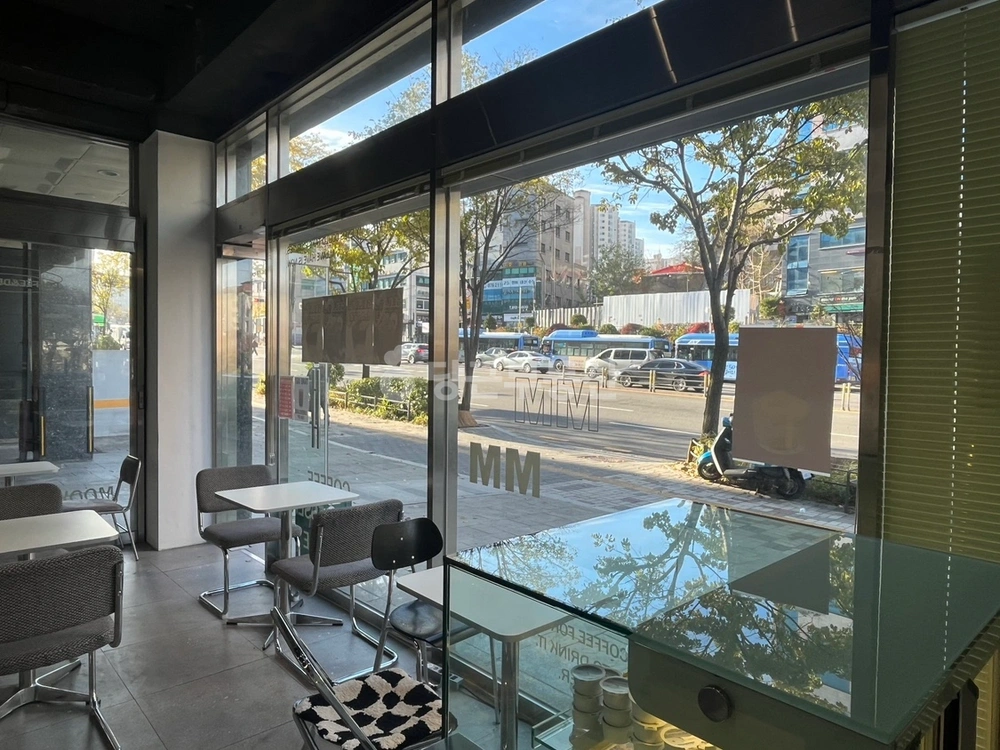 서울특별시 동작구 상도동 상가 사진 1