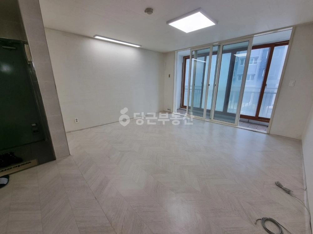 제주특별자치도 제주시 용담삼동 아파트 사진 1