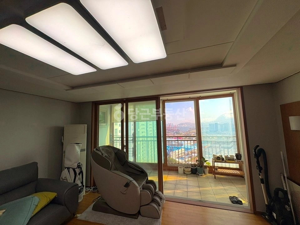 부산광역시 남구 용당동 아파트 사진 1