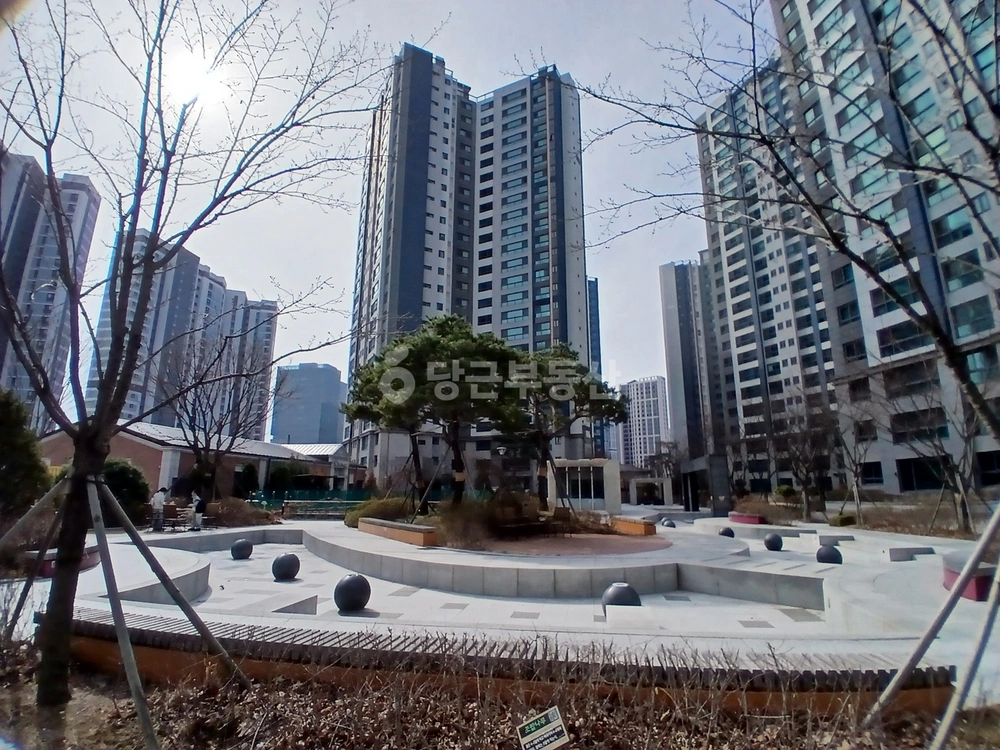 경기도 고양시 덕양구 덕은동 아파트 사진 1