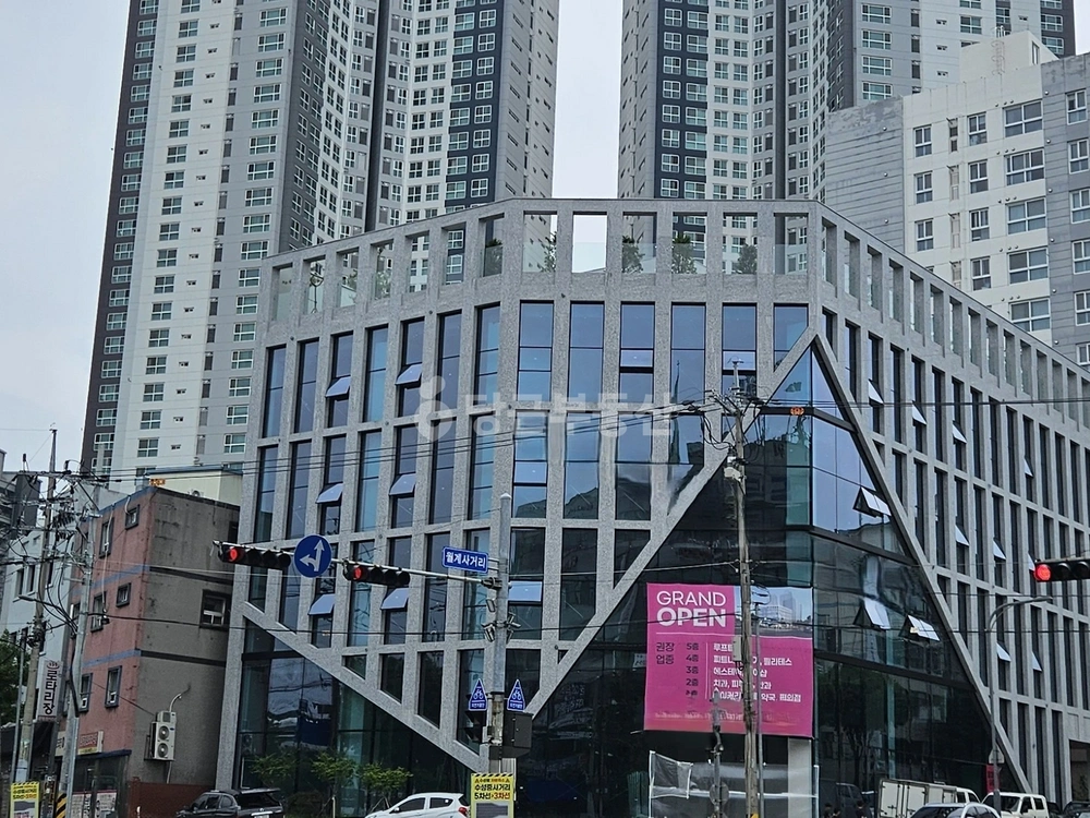 경기도 수원시 장안구 송죽동 상가 사진 1