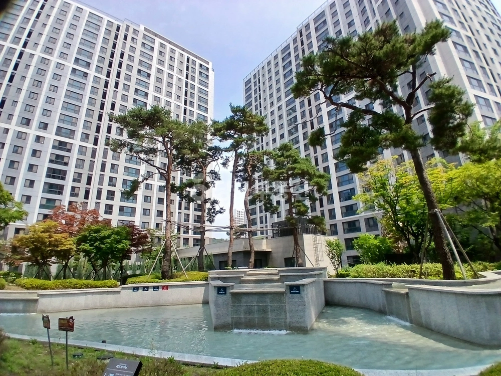 경기도 고양시 덕양구 덕은동 아파트 사진 1