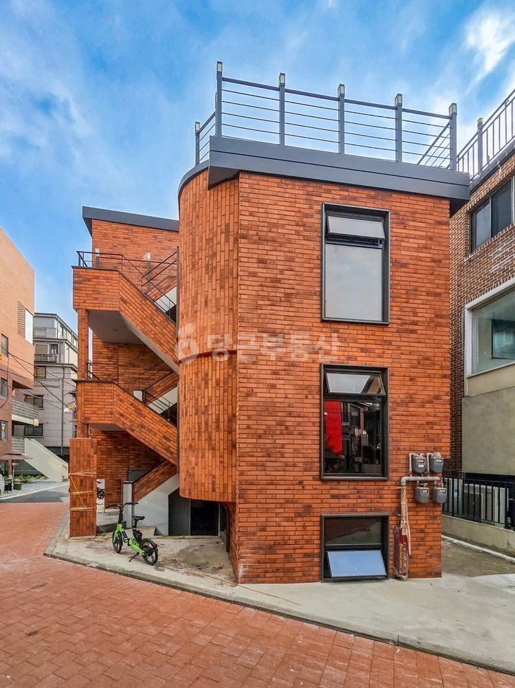 서울특별시 마포구 연남동 상가 사진 1