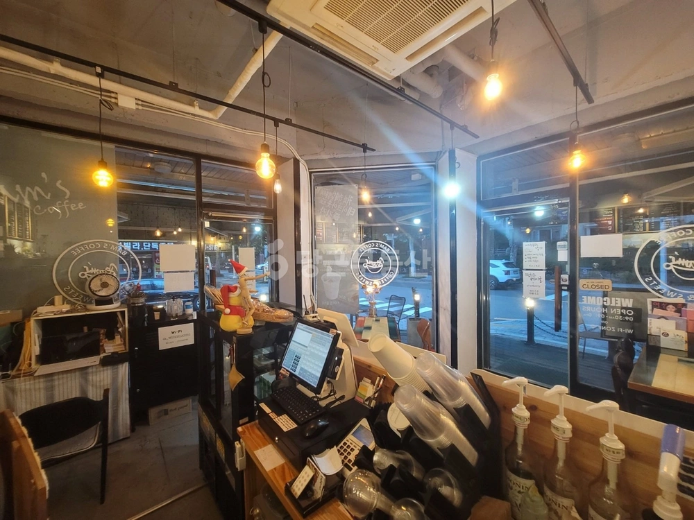 경기도 고양시 일산동구 정발산동 상가 사진 1