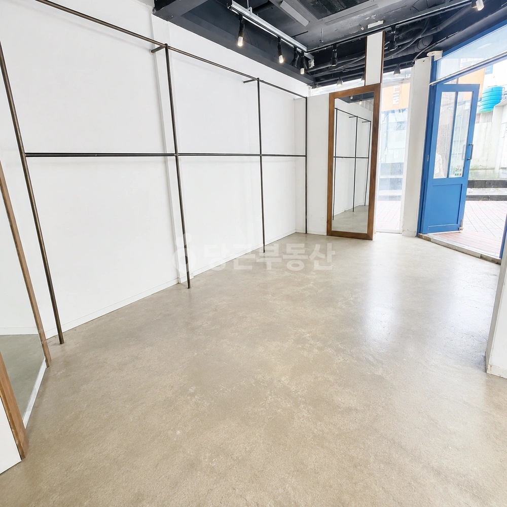 부산광역시 금정구 장전동 상가 사진 1
