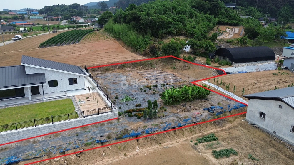 충청남도 태안군 근흥면 토지 사진 1