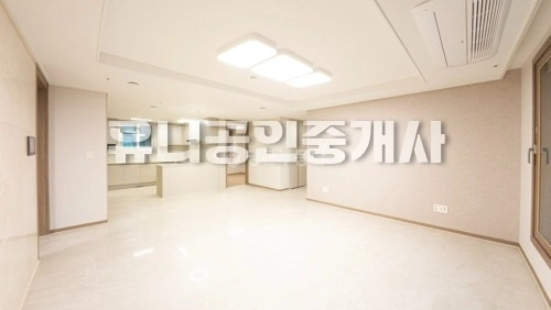 전남광주통합특별시 북구 우산동 아파트 사진 1