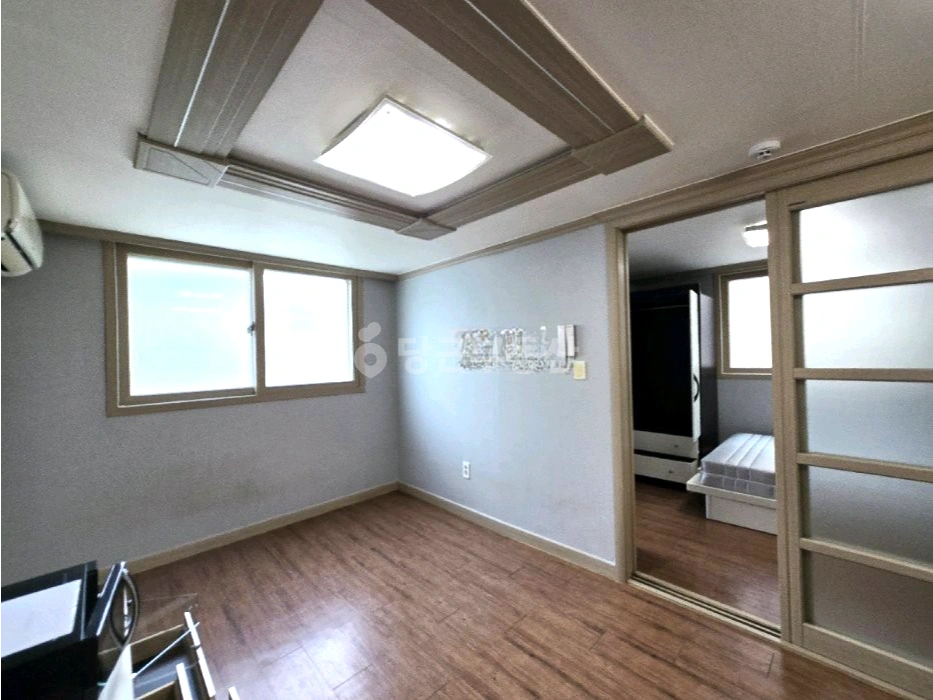 대전광역시 서구 용문동 원룸 사진 1
