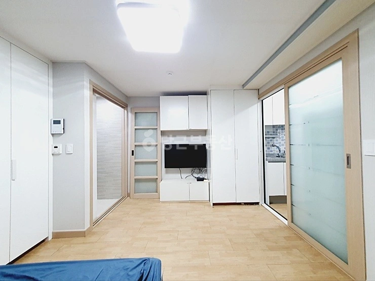 부산광역시 수영구 광안동 원룸 사진 1