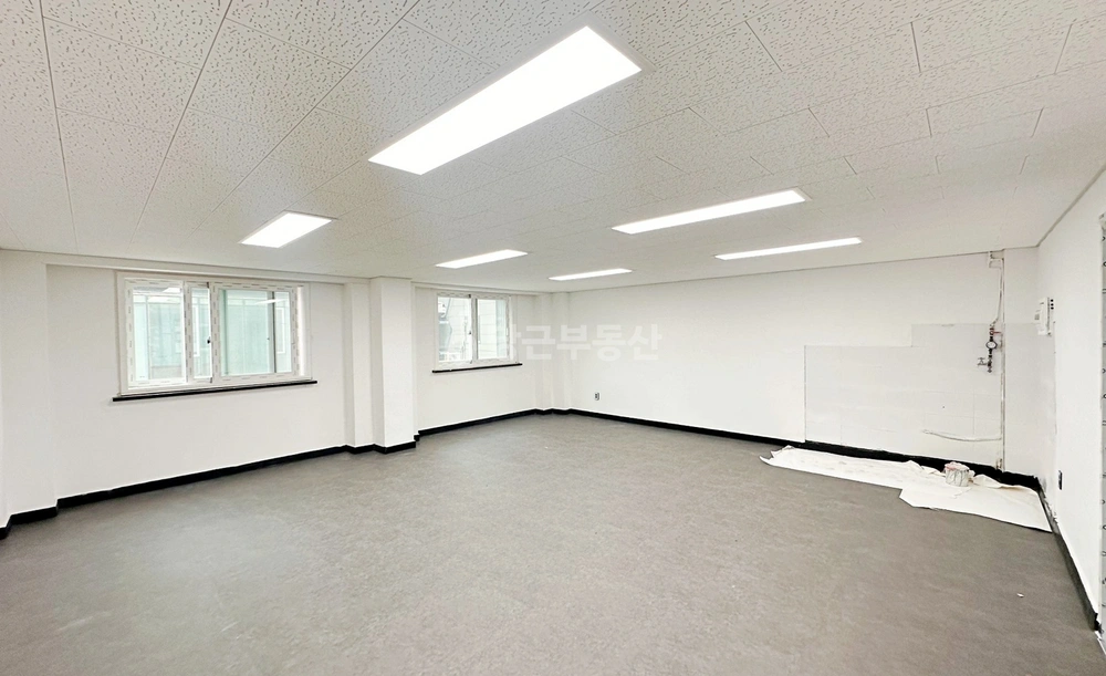 서울특별시 강남구 신사동 사무실 사진 1
