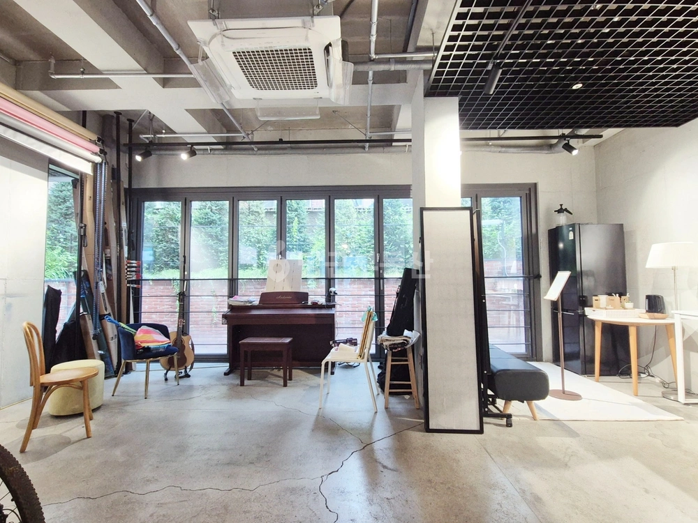 서울특별시 마포구 합정동 상가 사진 1
