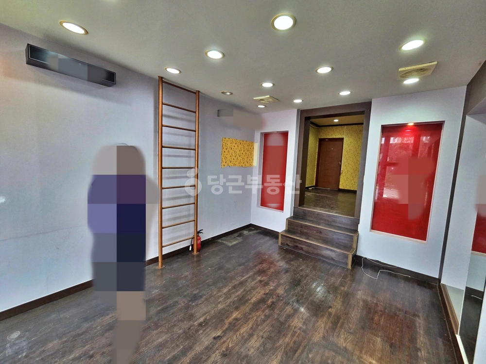 대구광역시 수성구 두산동 상가 사진 1