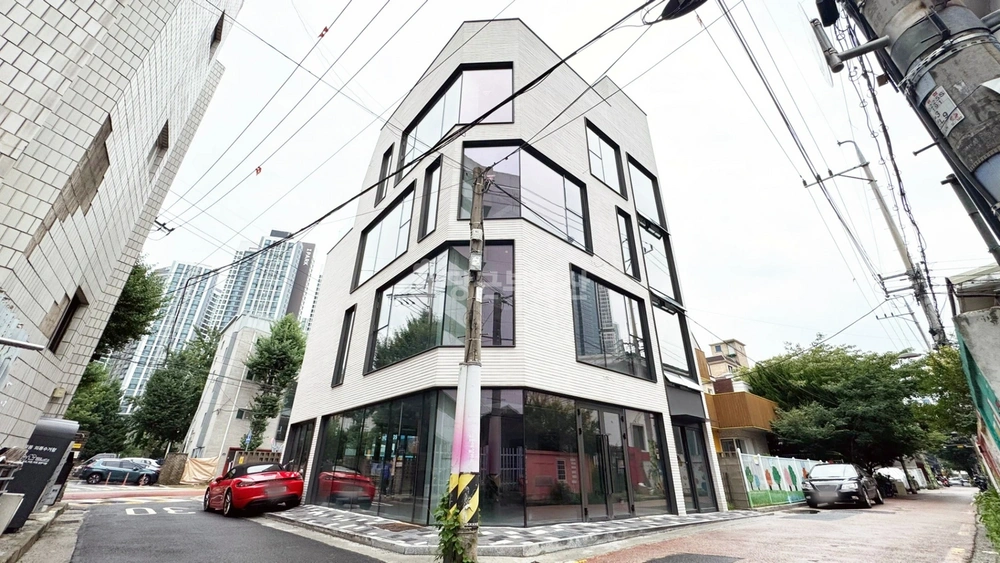 서울특별시 성동구 성수동1가 건물 사진 1
