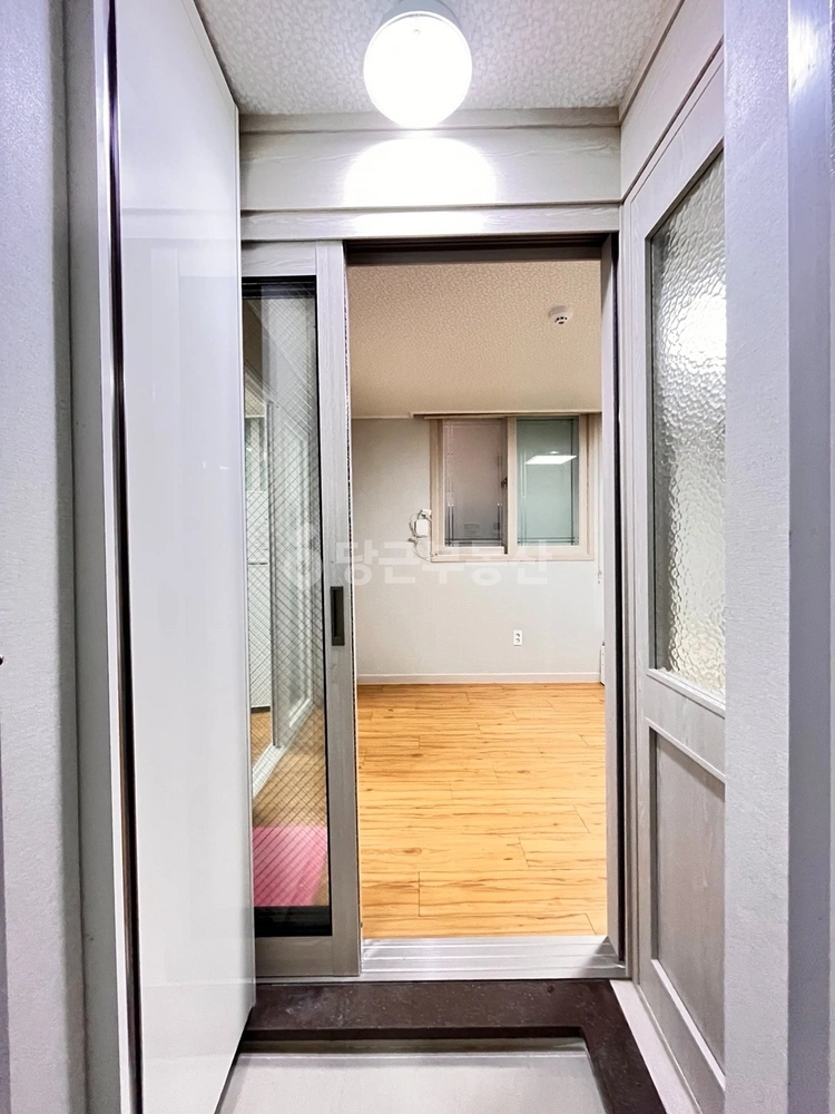 부산광역시 중구 영주동 오피스텔 사진 1