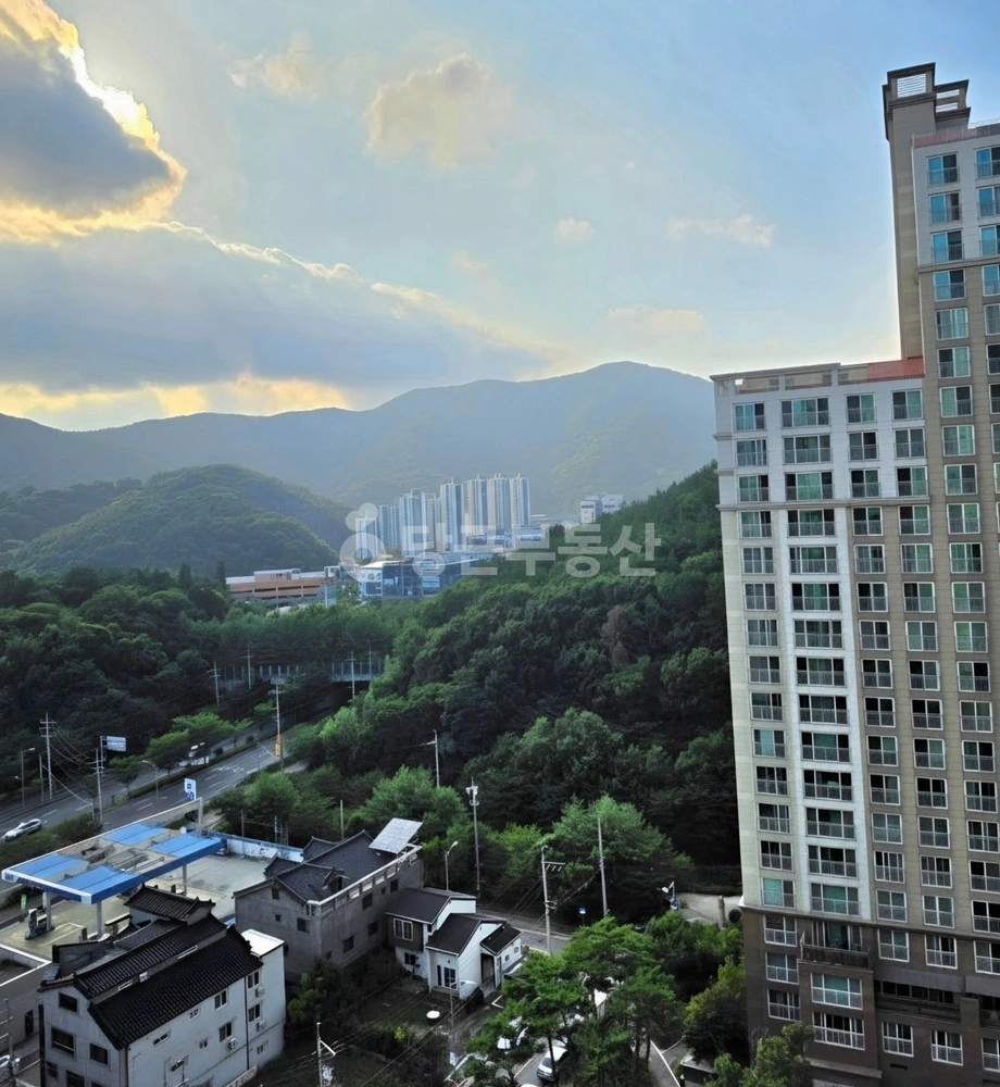 경상남도 창원시 마산합포구 현동 아파트 사진 1