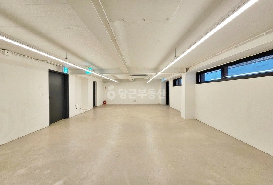 서울특별시 강남구 논현동 사무실 사진 1